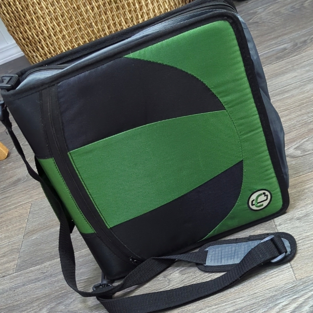 Carry Case IT Coupon Book With Inserts Or Card Collector Case